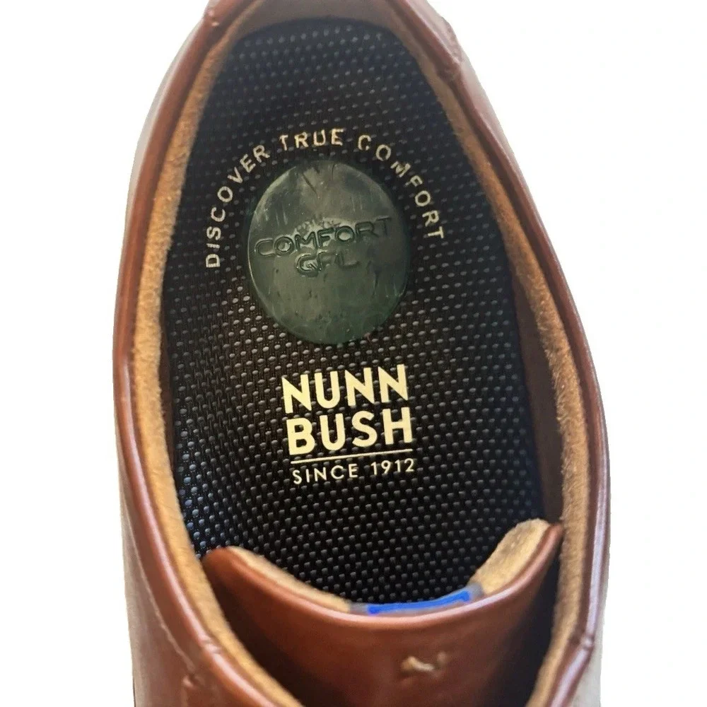 Nunn Bush step out